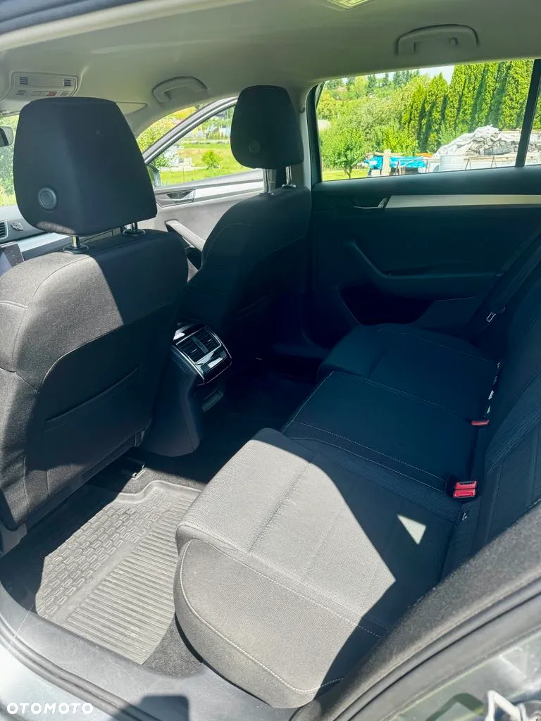 Skoda Superb 2.0 TDI Ambition - 12