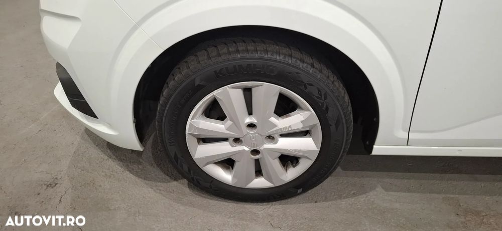 Dacia Sandero - 4