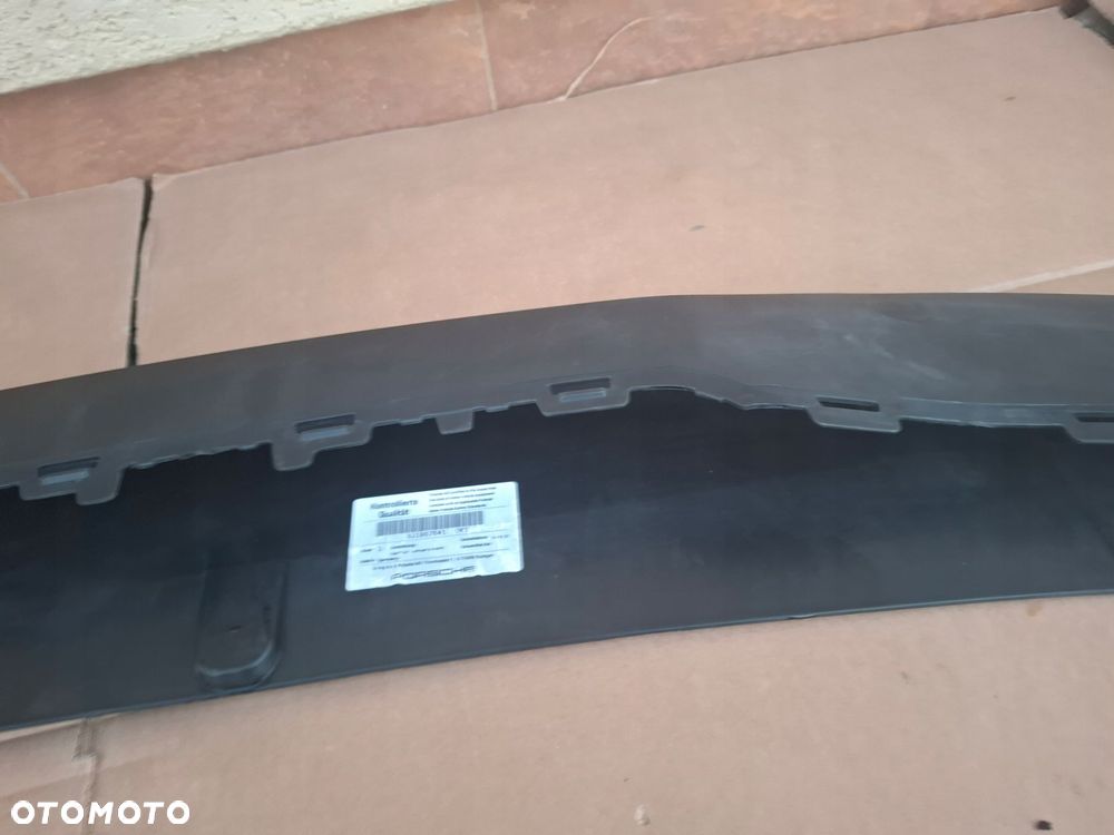 spoiler dokładka porsche taycan 9j oryginał super stan - 13