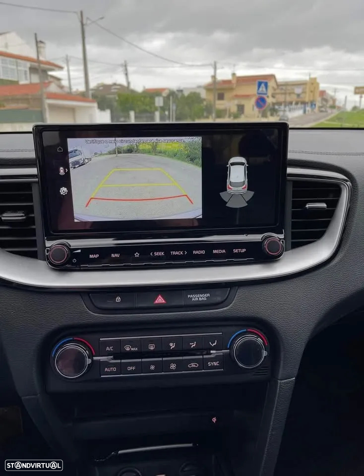 Kia XCeed 1.0 T-GDI Tech - 9