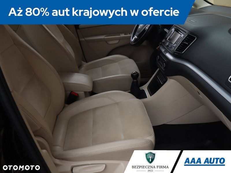 Volkswagen Sharan - 11