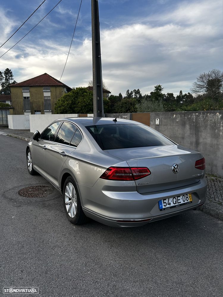 VW Passat 2.0 TDI Highline DSG - 3