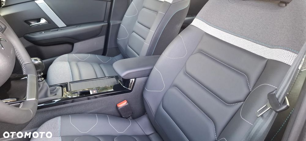 Citroën C4 PureTech 130 Stop&Start PLUS - 13