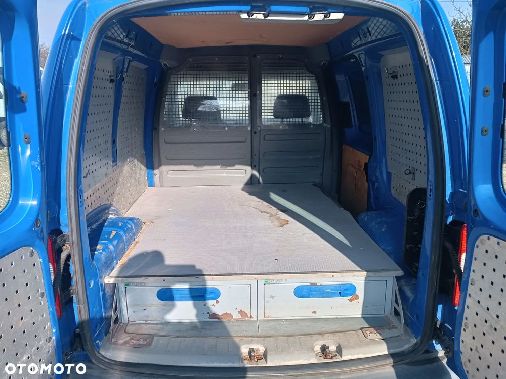 Volkswagen Caddy - 5