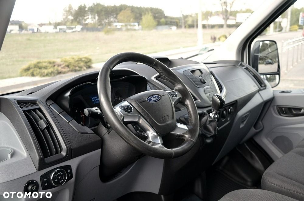 Ford Transit - 11