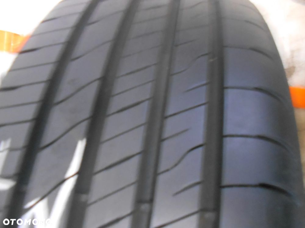 OPONA POJEDYNKA 205/50R17 GOODYEAR EFFICIENT GRIP PERFORMANCE 2 DOT 2925 8MM - 2