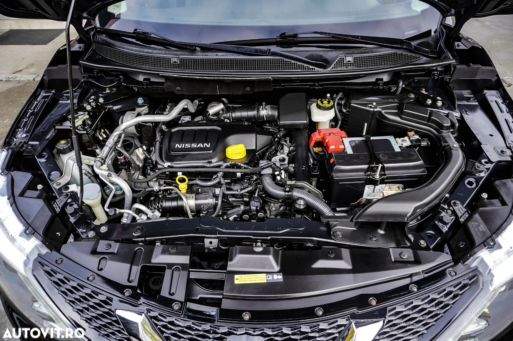 Nissan Qashqai 1.6 DCI Start/Stop X-TRONIC N-Connecta - 35