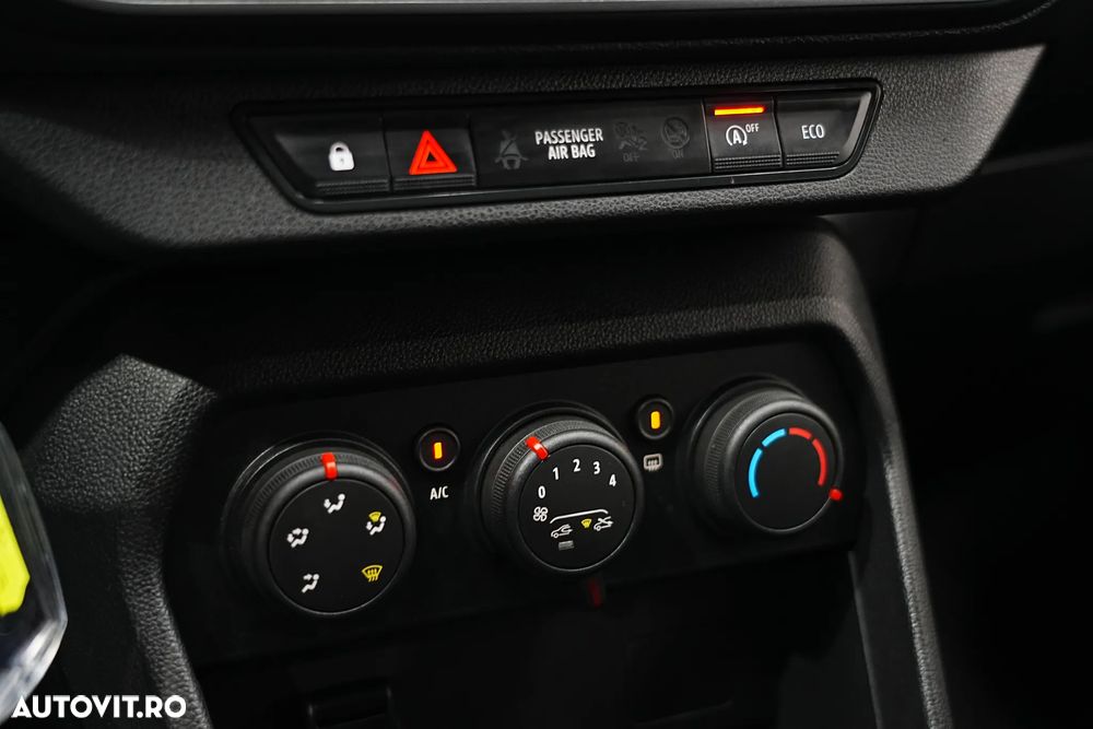 Dacia Logan TCe 90 MT6 Comfort - 28