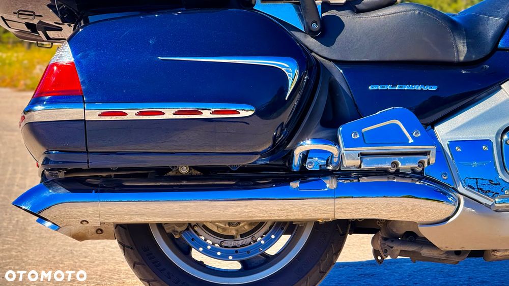 Honda GL - 32
