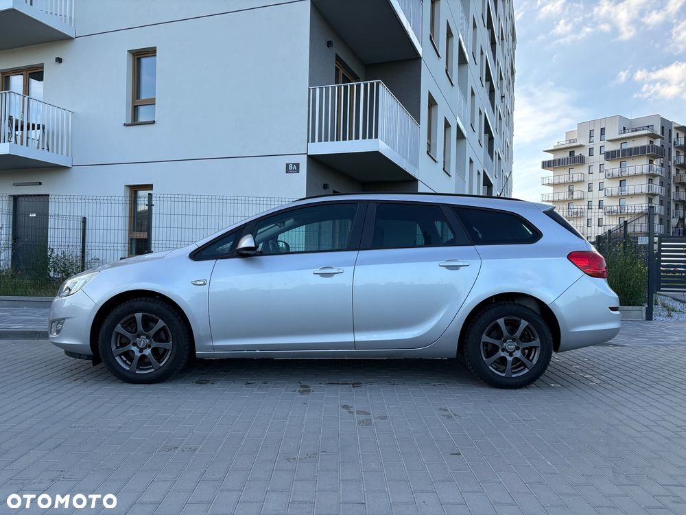 Opel Astra 1.7 CDTI Cosmo - 3