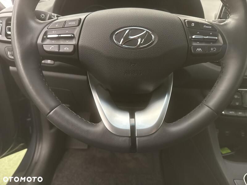 Hyundai i30 1.5 T-GDI 48V Comfort DCT - 13