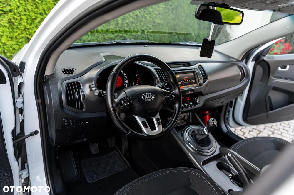 Kia Sportage 1.7 CRDI 2WD Attract - 29