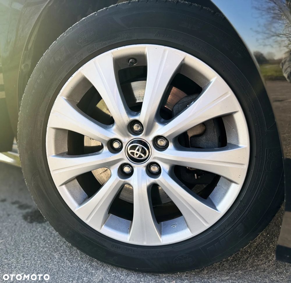 Toyota Camry 2.5 Hybrid Comfort CVT - 33