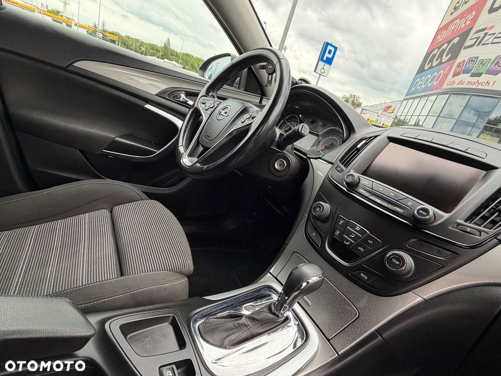 Opel Insignia - 11