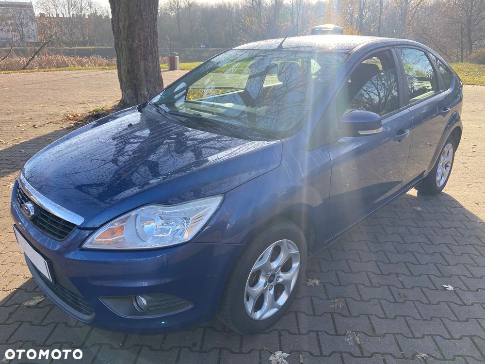Ford Focus 1.6 16V Ambiente - 2