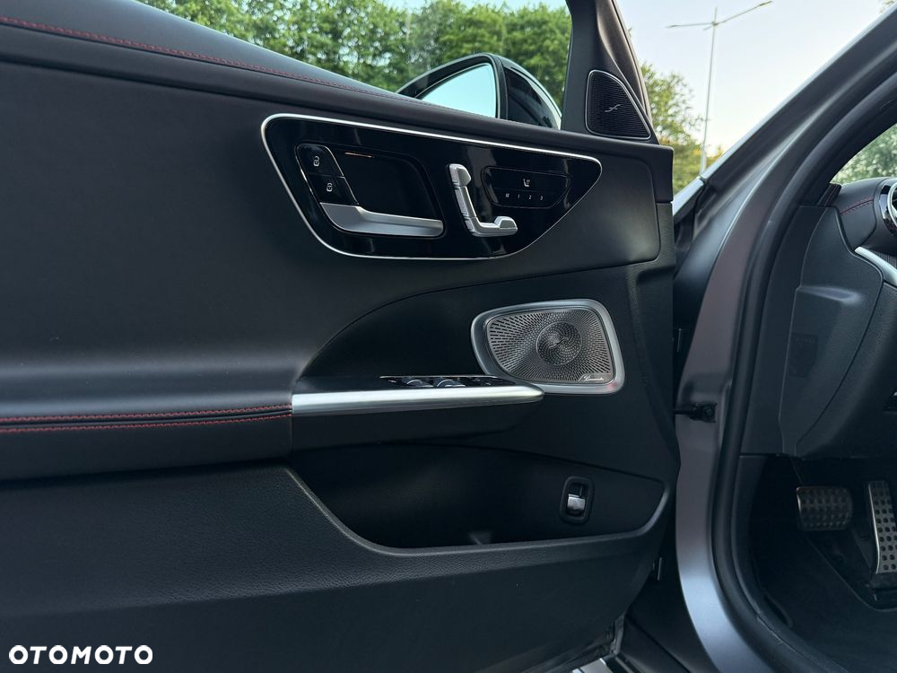 Mercedes-Benz Klasa C 43 AMG 4MATIC - 19
