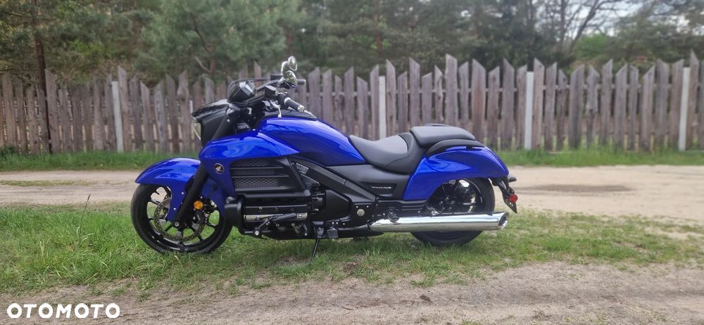 Honda GL - 5