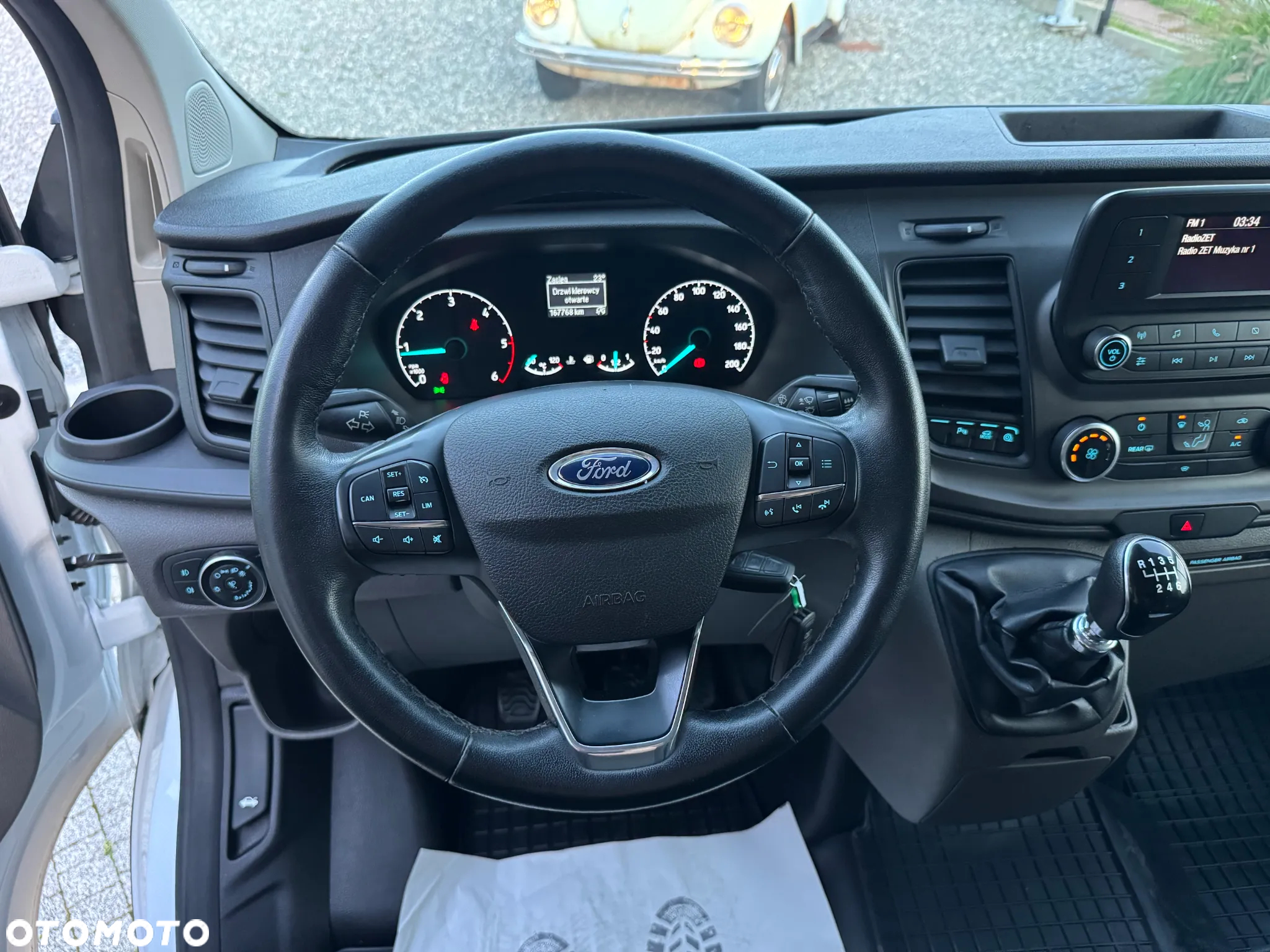 Ford TRANSIT CUSTOM - 13