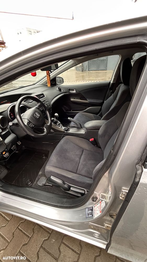 Honda Civic 1.4 i-VTEC Sport - 14