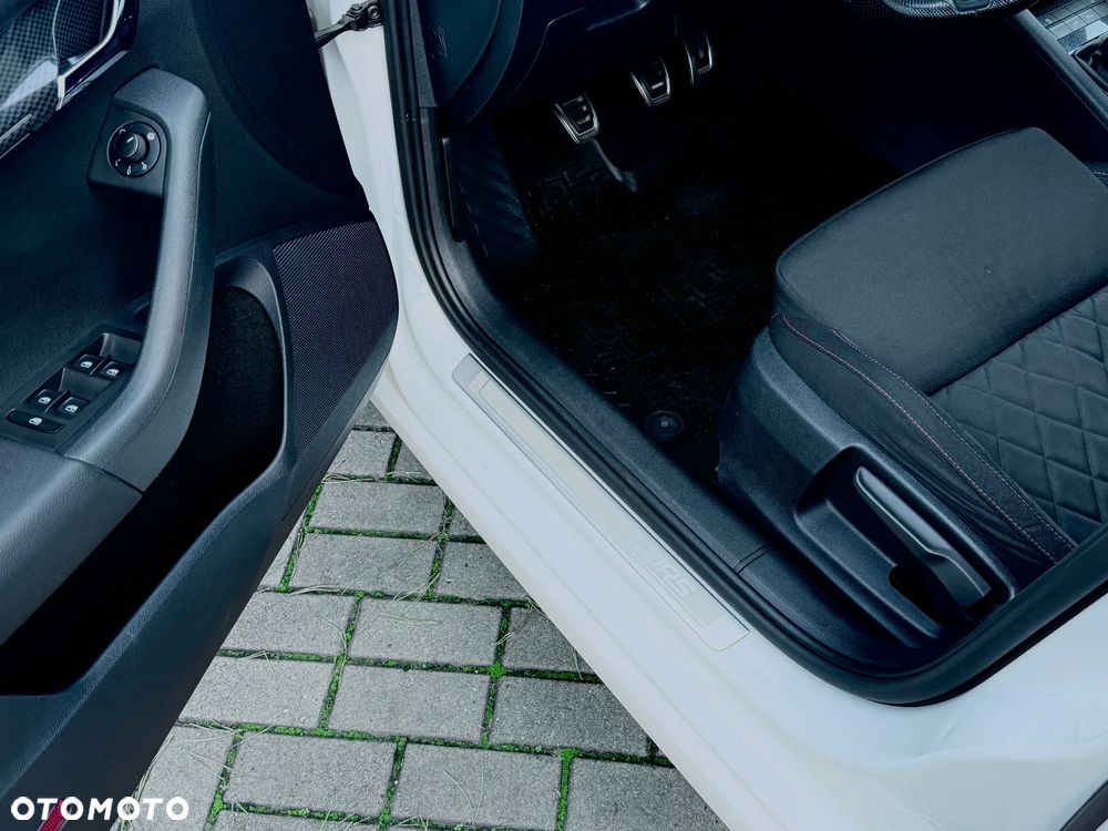 Skoda Octavia 2.0 TSI RS 230 - 16