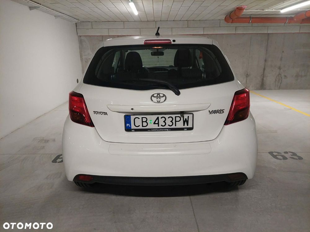 Toyota Yaris - 8