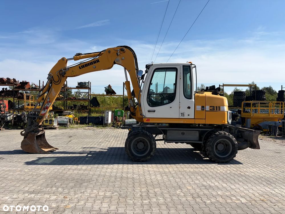 Liebherr A311 Litronic - 2