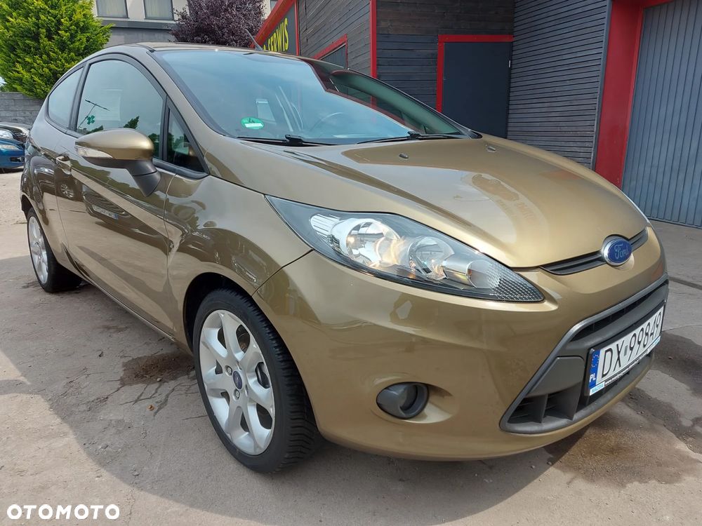 Ford Fiesta 1.4 Autom Champions Edition - 17