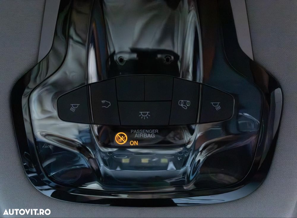 Alfa Romeo Giulia 2.0 Turbo 16V AT8 Veloce - 17