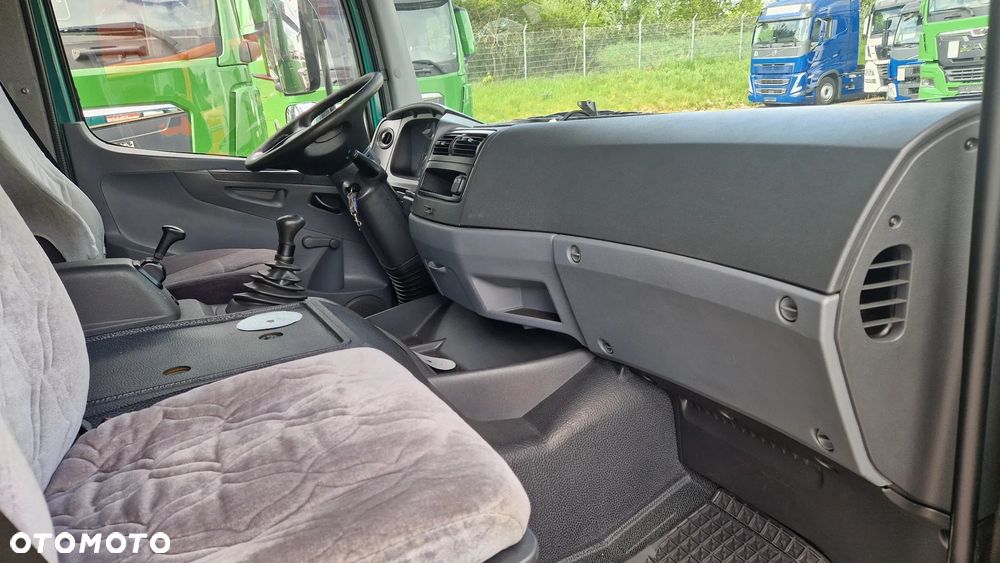 MAN TGL 12.220 Bok otwierany z Niemiec - 32