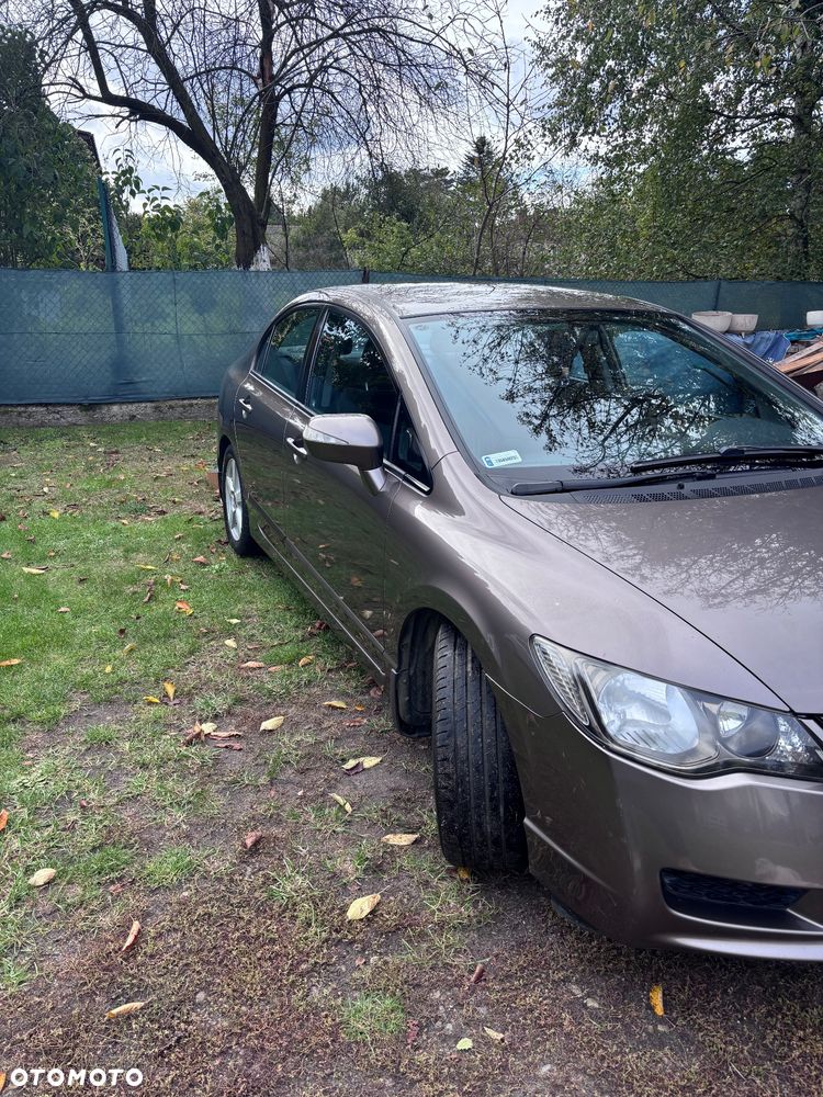 Honda Civic 1.8 Comfort - 2