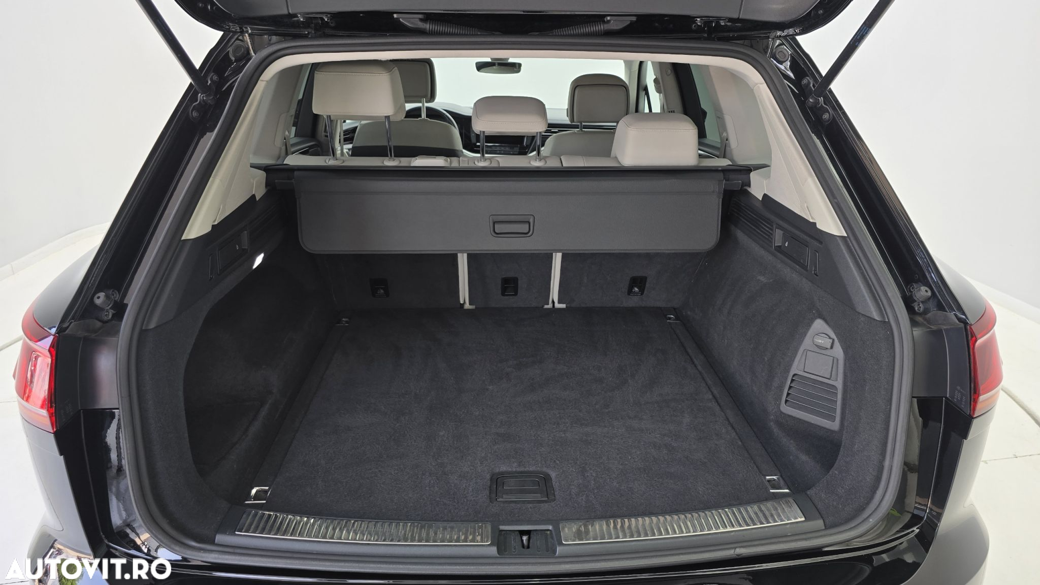 Volkswagen Tiguan - 25
