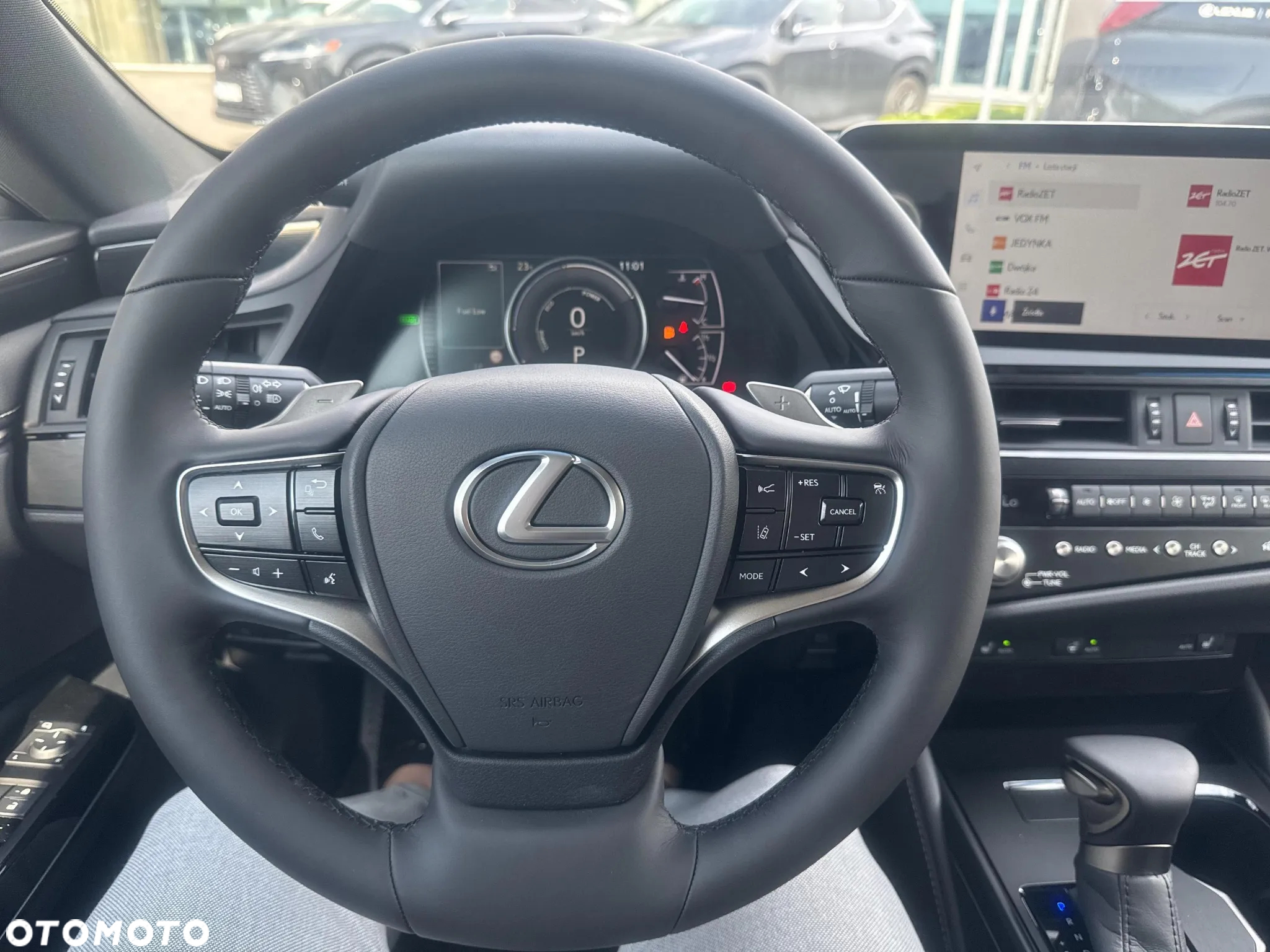 Lexus ES - 16