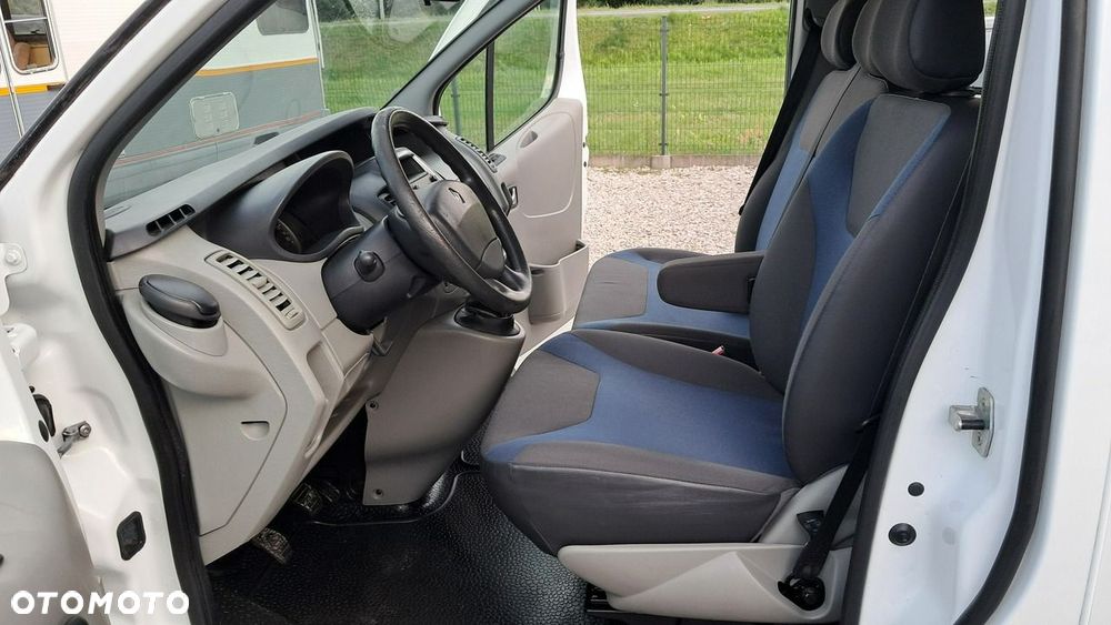 Renault Trafic - 20