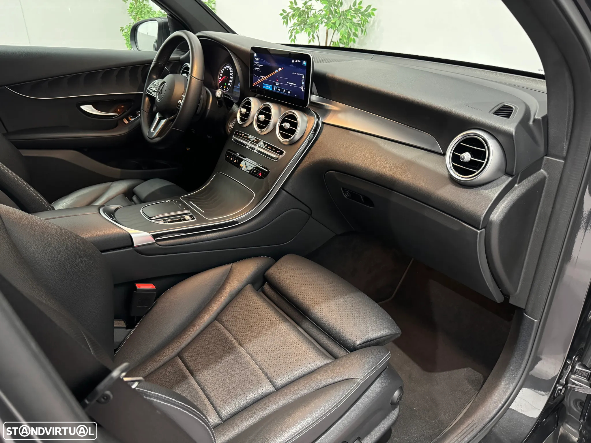 Mercedes-Benz GLC 300 de Coupé 4Matic - 26