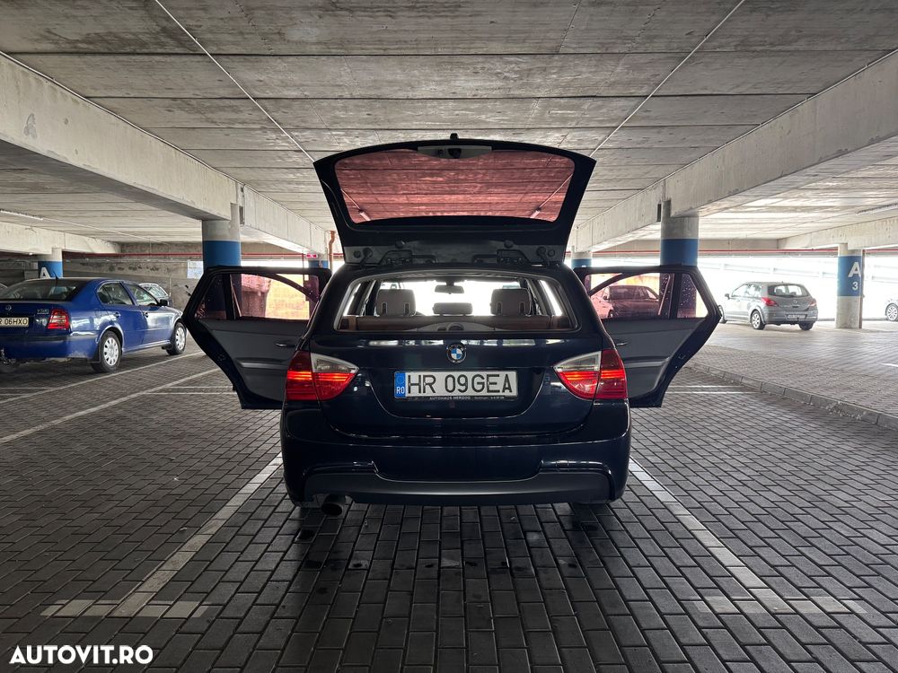 BMW Seria 3 320d Touring - 18