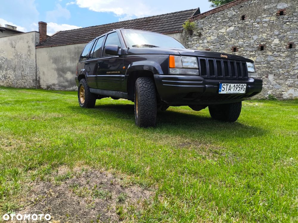 Jeep Grand Cherokee - 2
