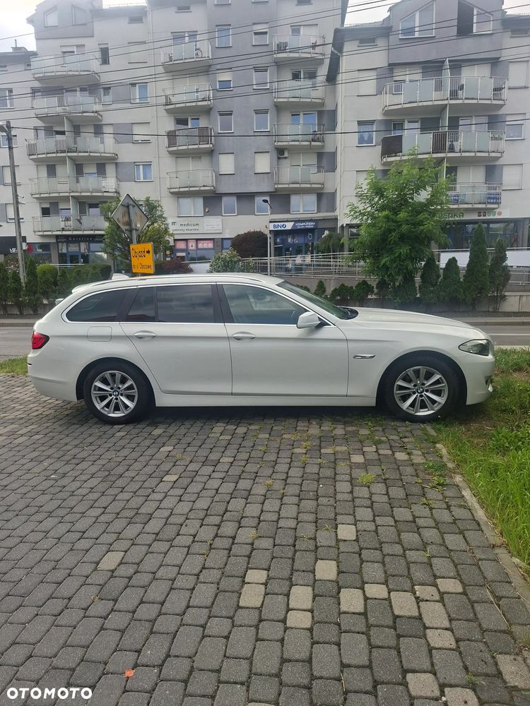 BMW Seria 5 525d xDrive - 18