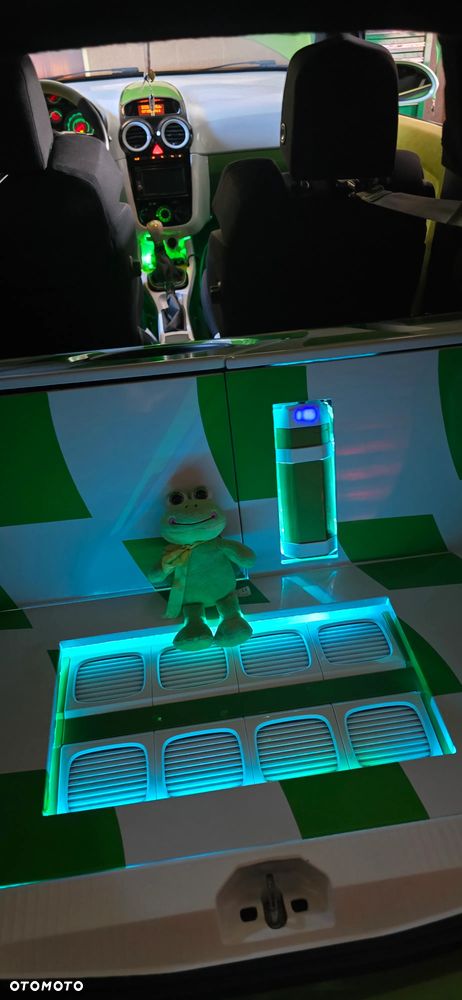 Opel Corsa 1.4 16V Cosmo - 12