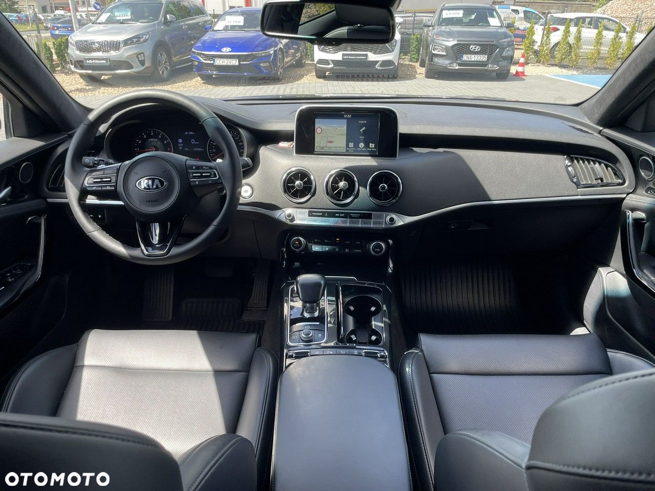 Kia Stinger - 16