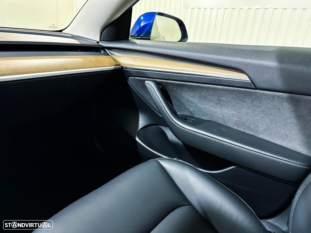 Tesla Model 3 Standard Range Plus RWD - 50