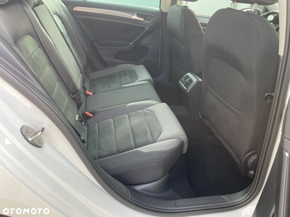 Volkswagen Golf 1.5 TSI ACT OPF BlueMotion Highline - 32
