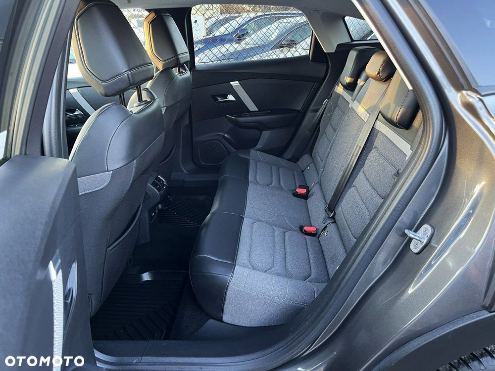 Citroën C4 1.2 PureTech Feel Pack S&S EAT8 - 36