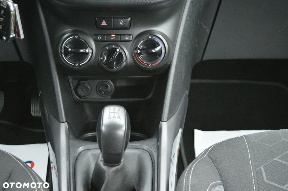 Peugeot 2008 1.2 Pure Tech Access - 28