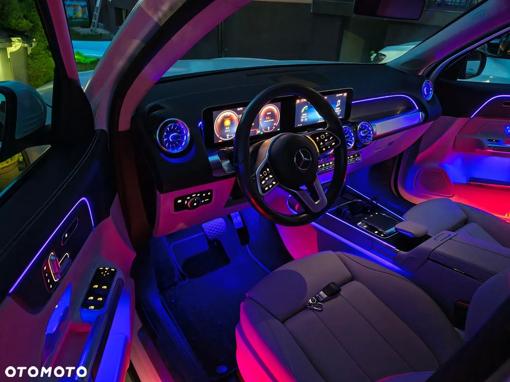 Mercedes-Benz GLB 250 8G-DCT - 7