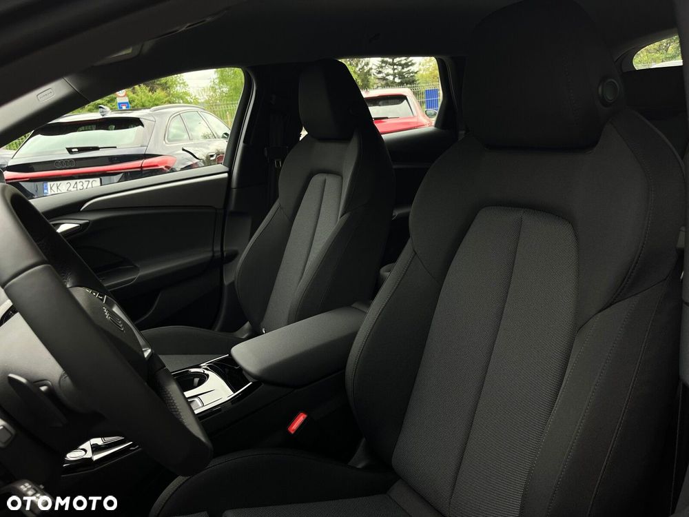 Audi A6 Sportback e-tron - 14