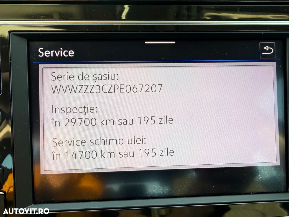 VOLKSWAGEN Passat 2023 — imagine 16