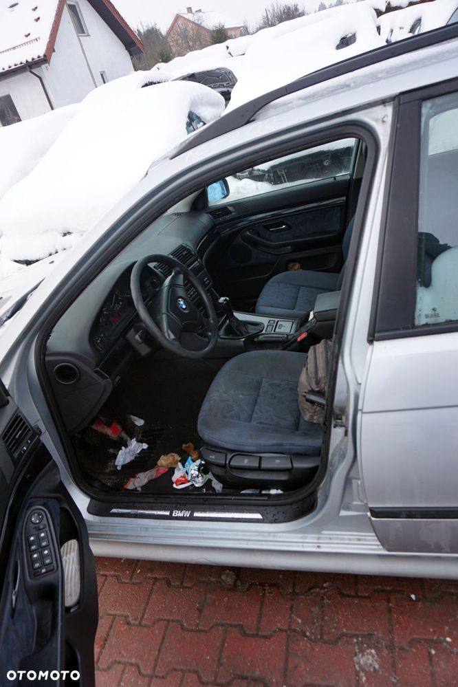 BMW 5 E39 KOMBI 1998 309 2.0 24V M52B20 150KM S5D250G-TAJT SREBRNY ARKTISSILBER na części - 11
