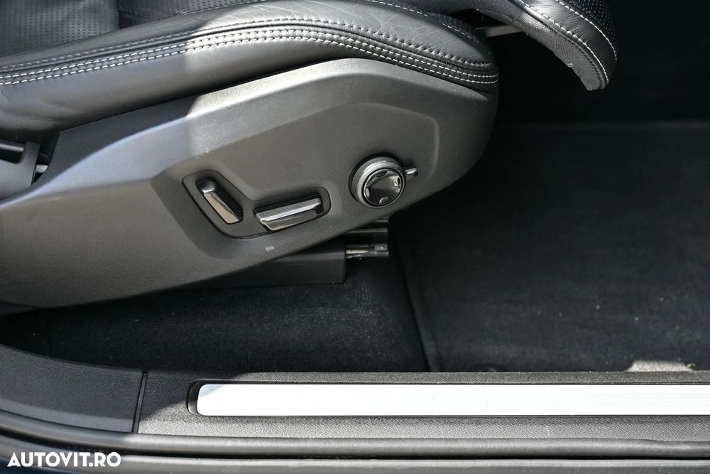 Volvo XC 60 D5 AWD Geartronic Inscription - 29