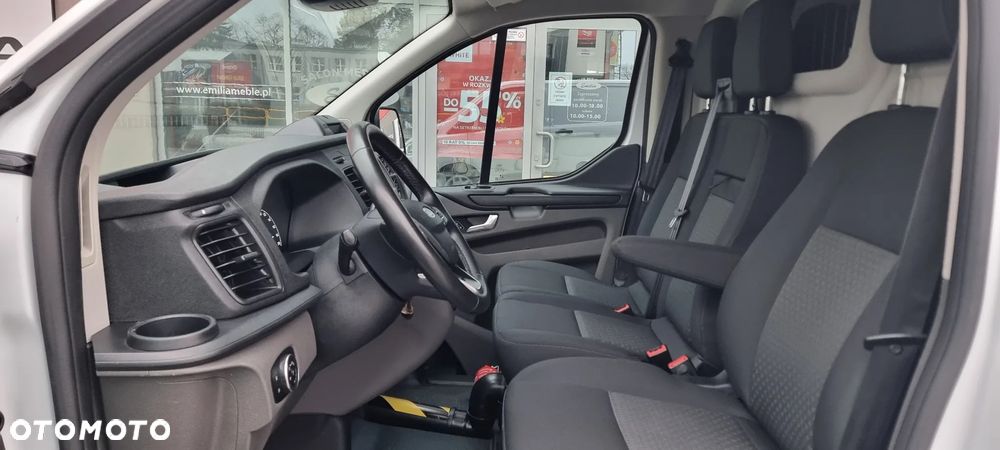 Ford TRANSIT CUSTOM - 8