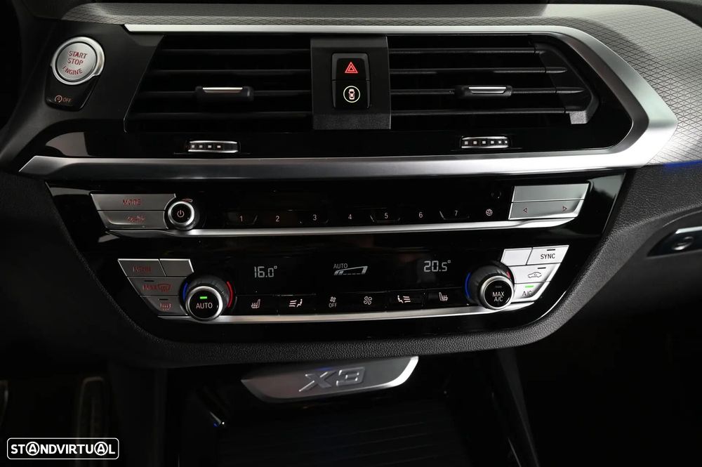BMW X3 30 d xDrive Pack M - 24